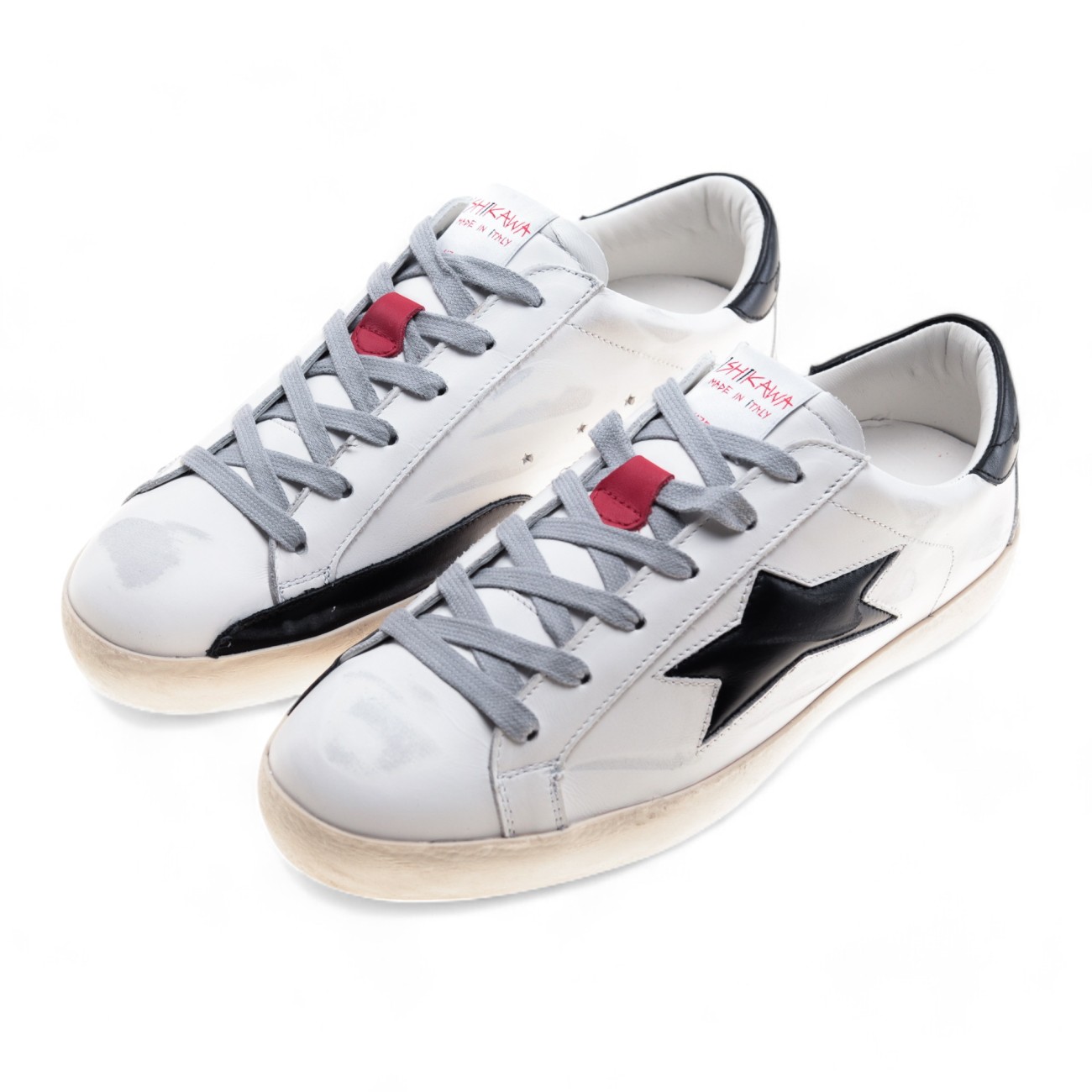 Ishikawa woman low sneakers...